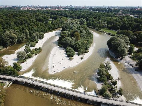 nackt an der isar|Nacktbaden am Flaucher an der Isar in München